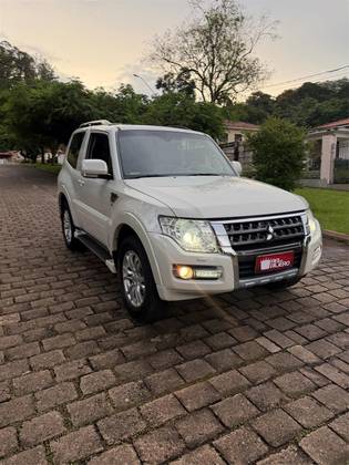 MITSUBISHI PAJERO FULL 3.2 HPE 4X4 16V TURBO INTERCOOLER DIESEL 2P AUTOMÁTICO